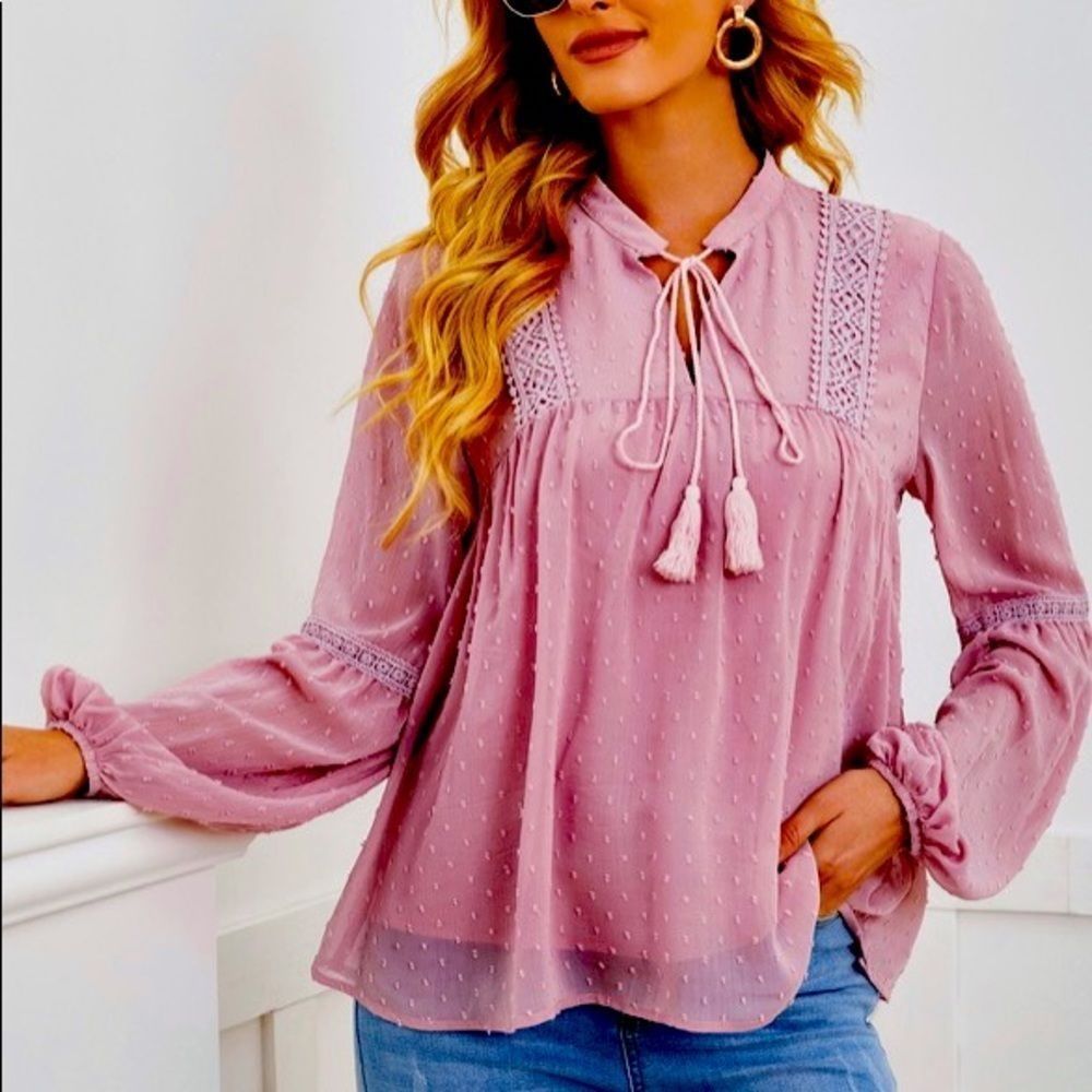 NWT! BOHO SWISS DOT GUIPURE LACE INSERT TASSEL TIE BLOUSE IN BABY PINK!